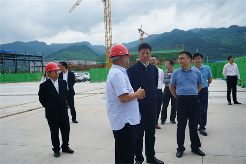 2021年5月20日，湖南省張家界市委副書(shū)記、代市長(zhǎng)王洪斌一行蒞臨湖南萬(wàn)眾筑工科技有限公司指導(dǎo)工作